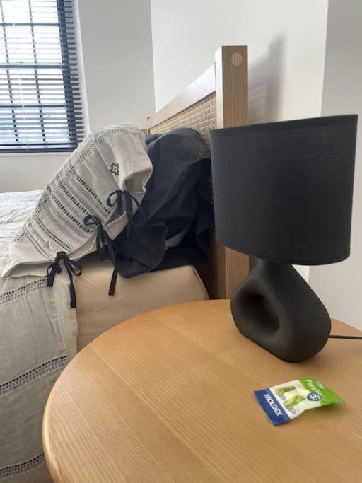 Abergavenny Center 2-Bed Flat Apartment ภายนอก รูปภาพ